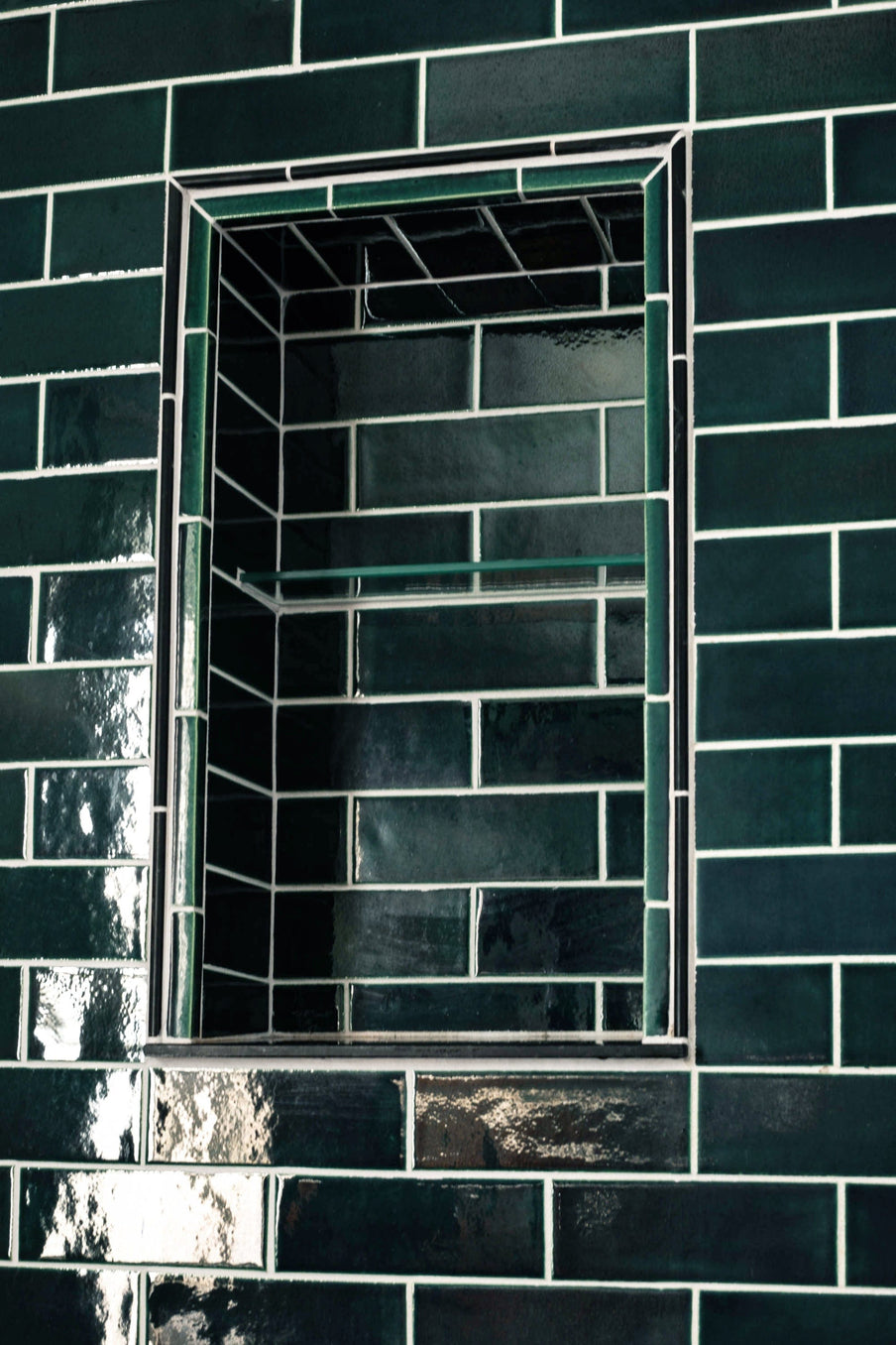 v cap trim shower niche