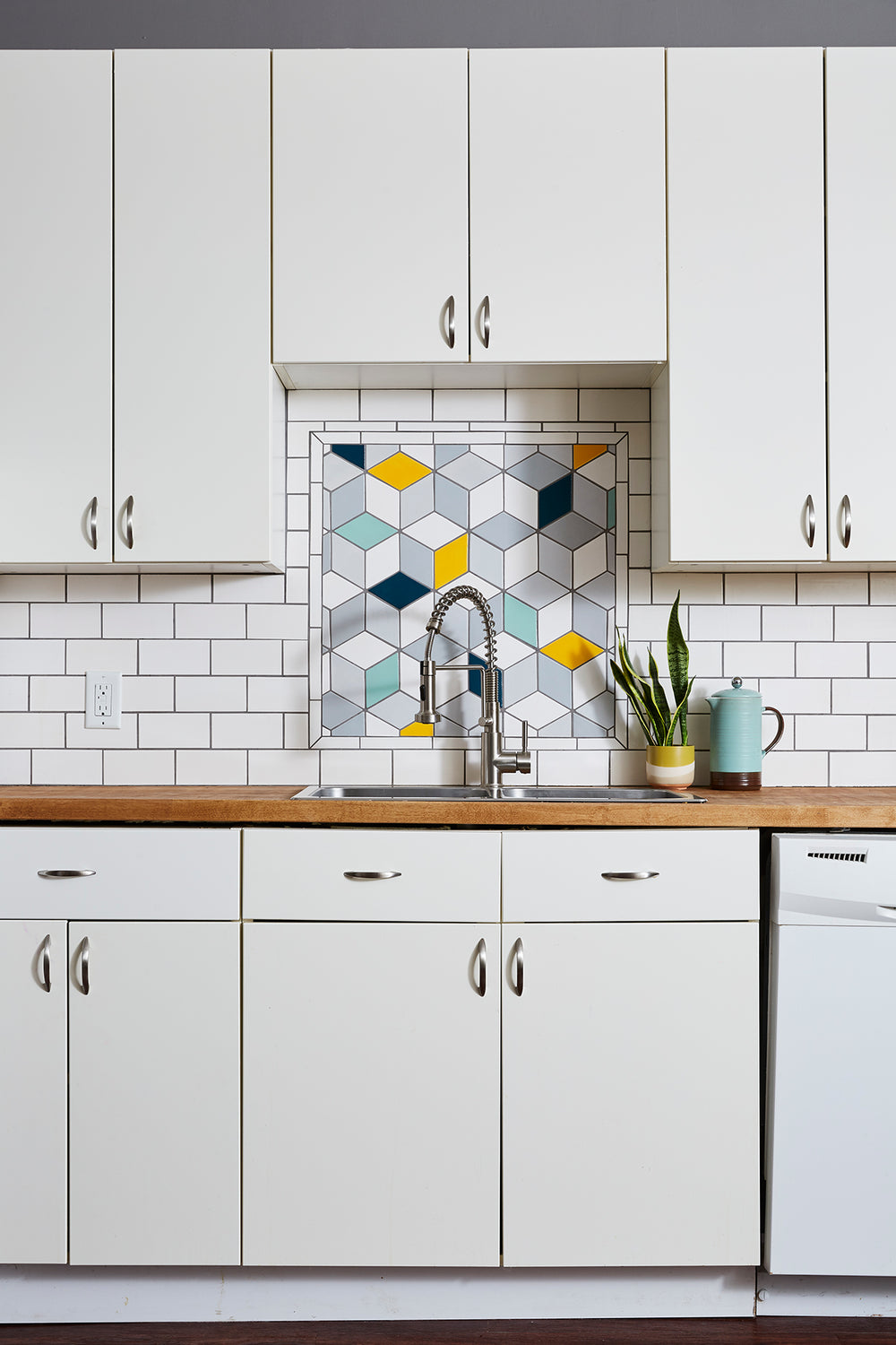 Before & After Kitchen Backsplash Ideas: Construction2style – Mercury  Mosaics