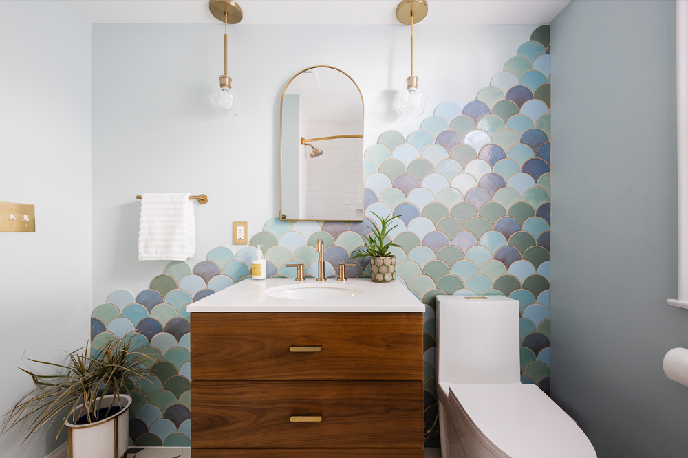 Moroccan Fish Scale Bathroom