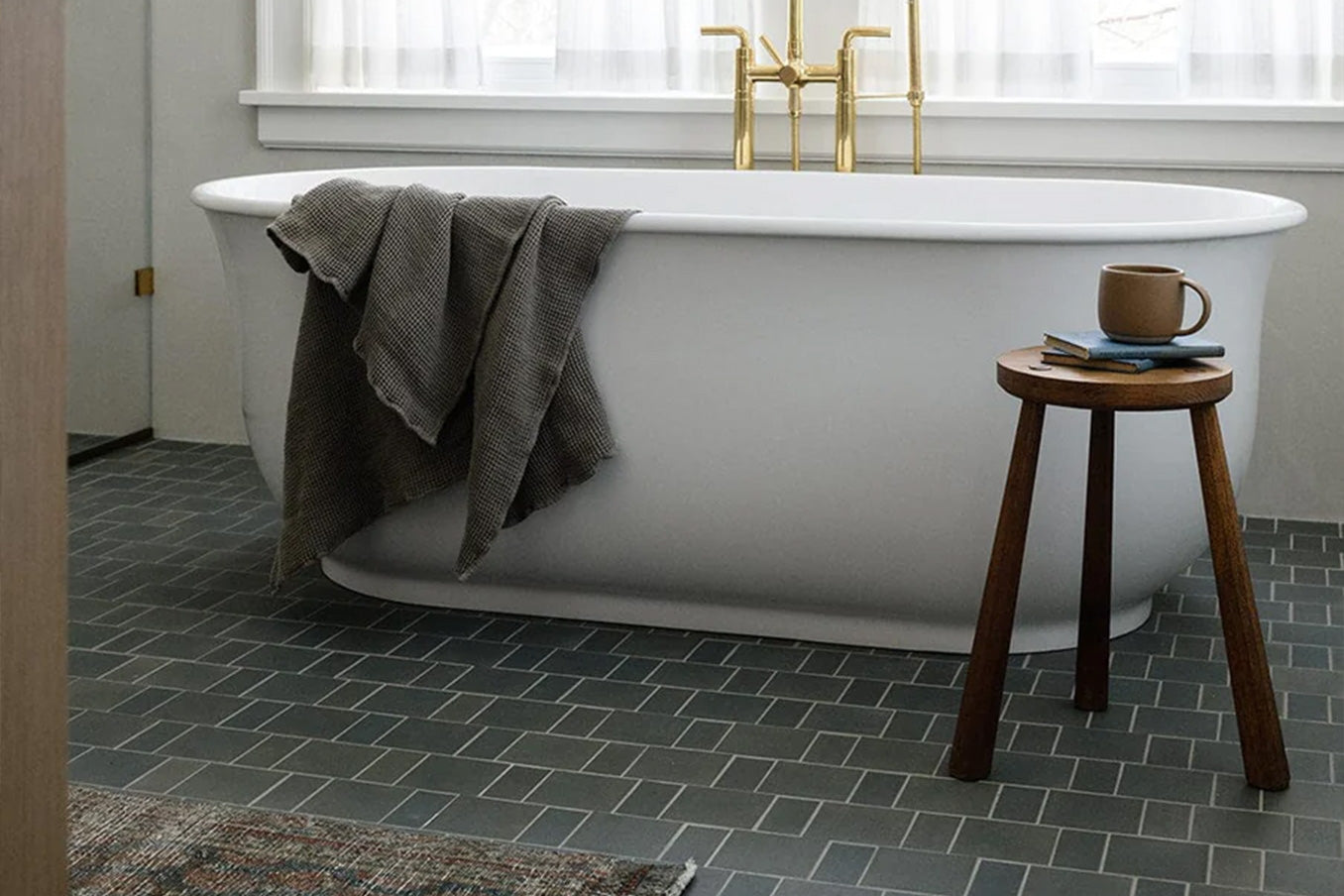 grey mosaic square tile