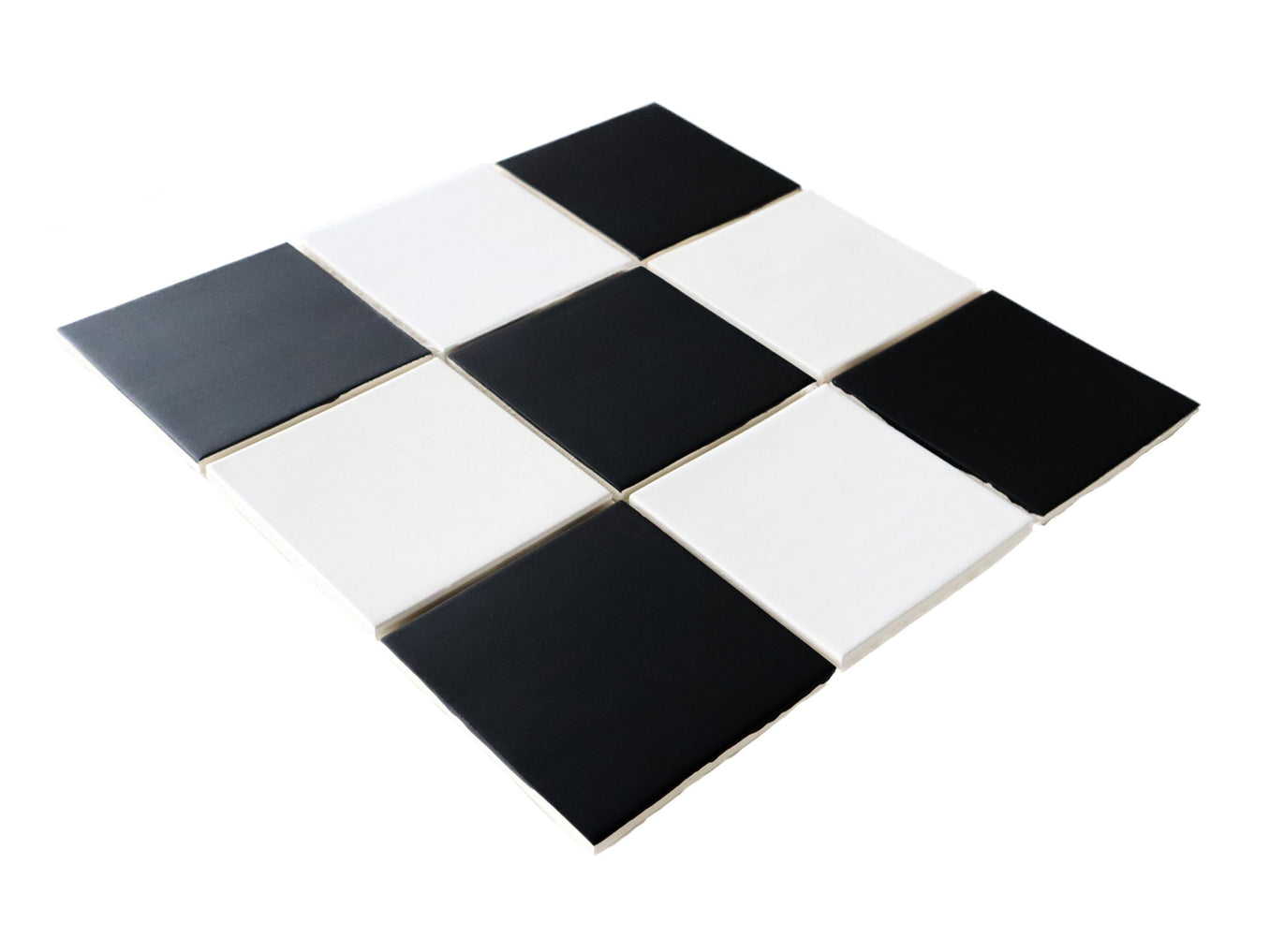 4"x4" Checkered Pattern - 301 Marshmallow & 366 Satin Black