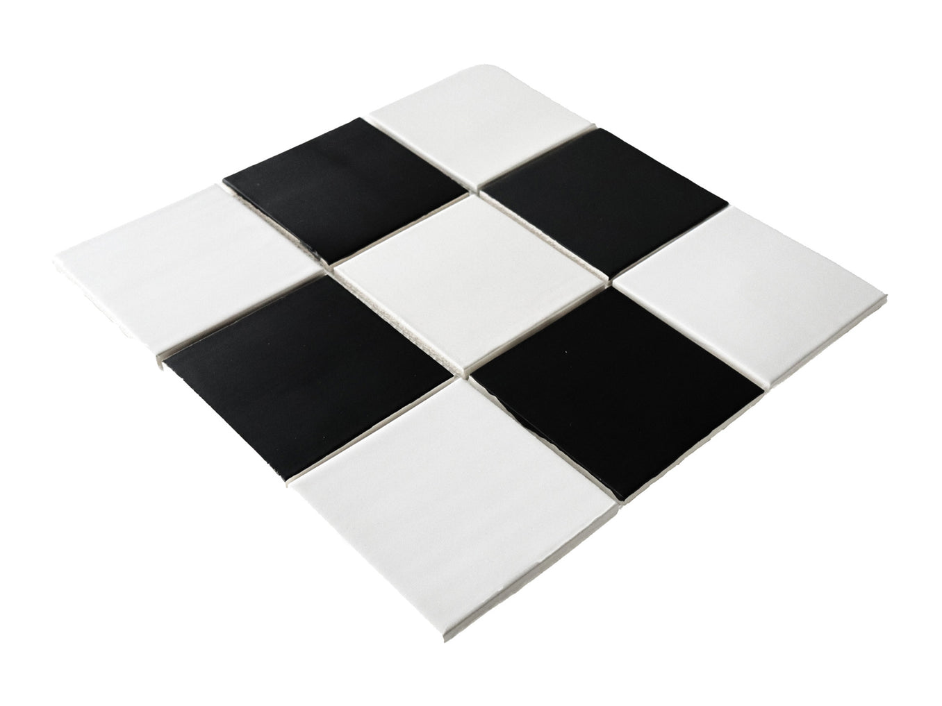 4"x4" Checkered Pattern - 301 Marshmallow & 366 Satin Black