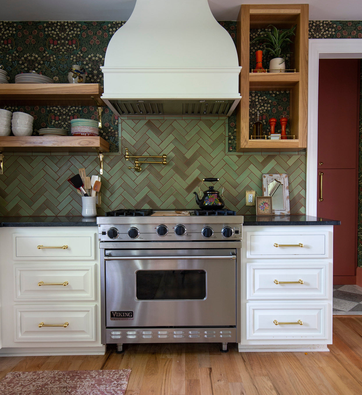 Patina Craftsman Herringbone kitchen backsplash tile behind the stove