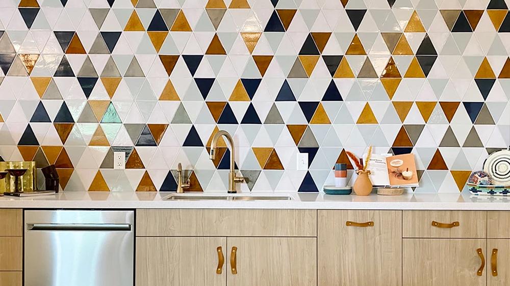 7 Creative Kitchen Backsplash Ideas for Your Style – Mercury Mosaics