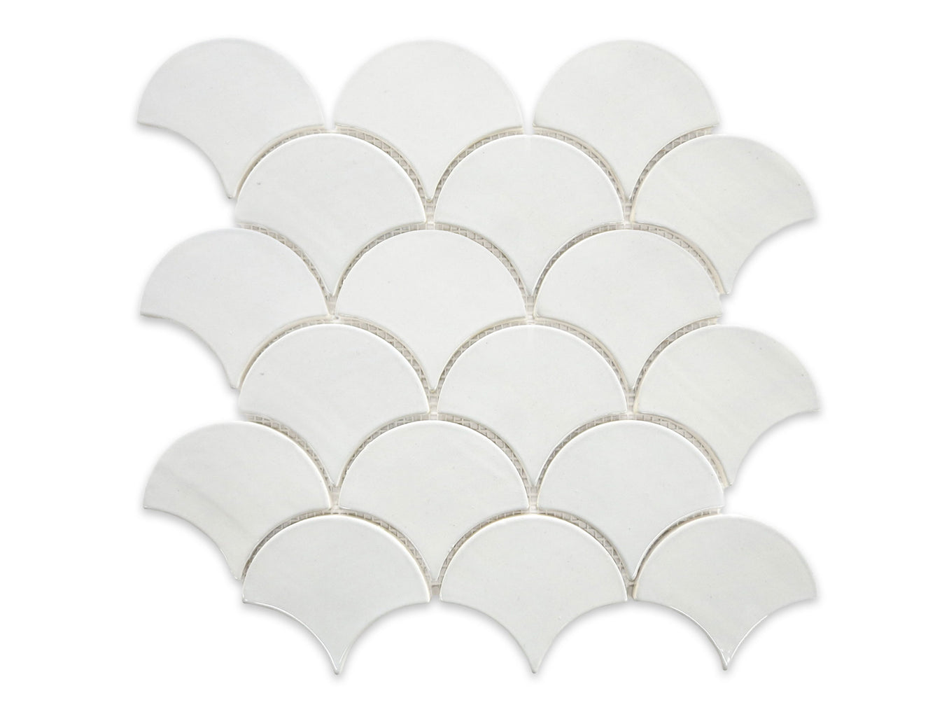 Medium Moroccan Fish Scales - 77 Grey