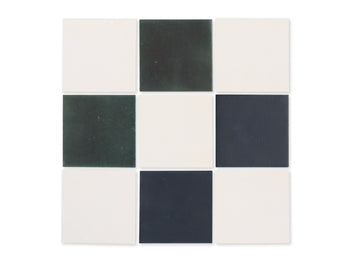 Vanilla Bean + Cypress + Satin Black Blend / Tile