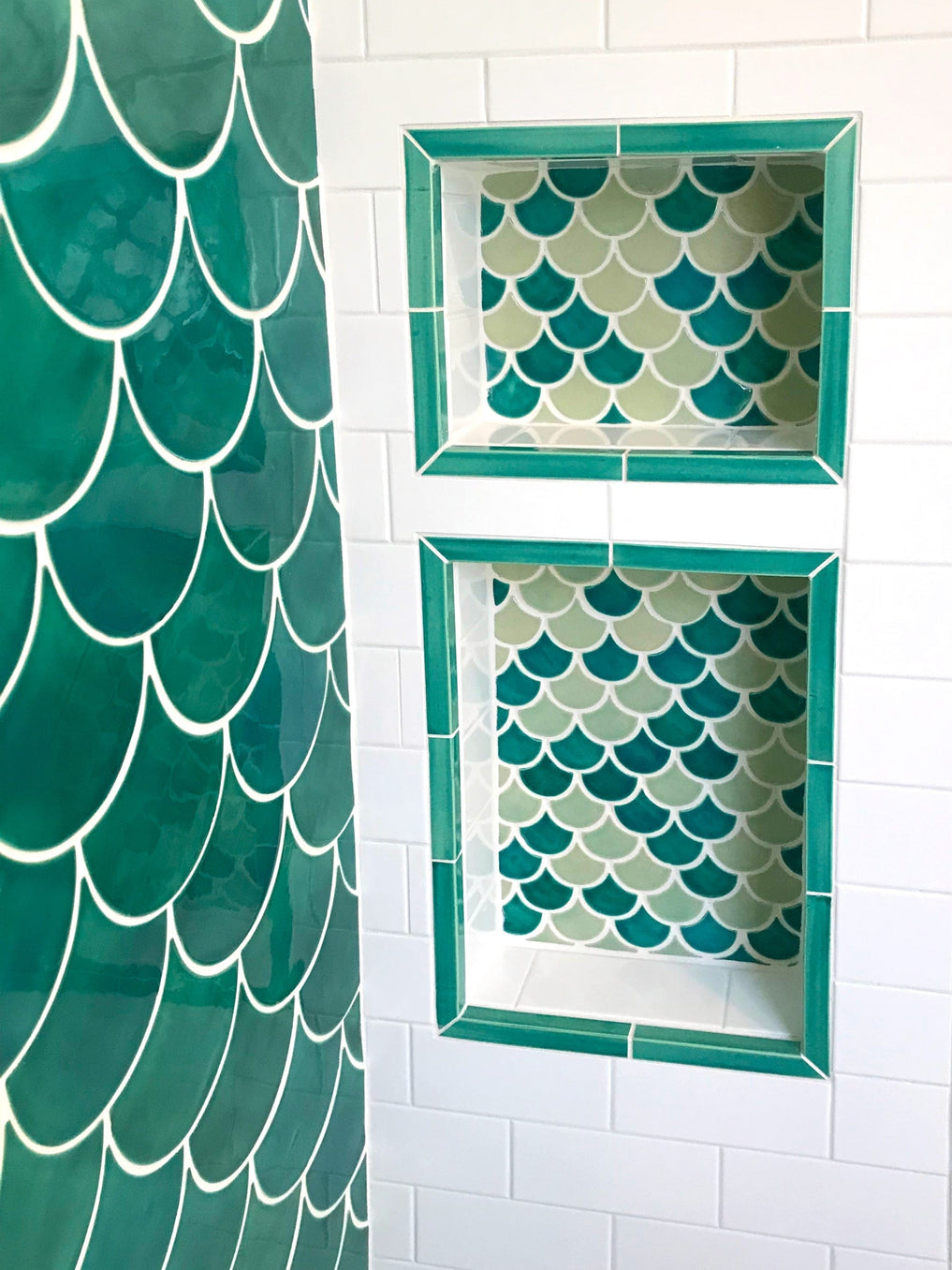 v cap trim shower niche