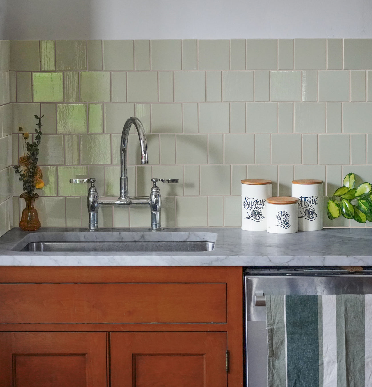 Sheeted Kenwood Pattern - 83 Sage