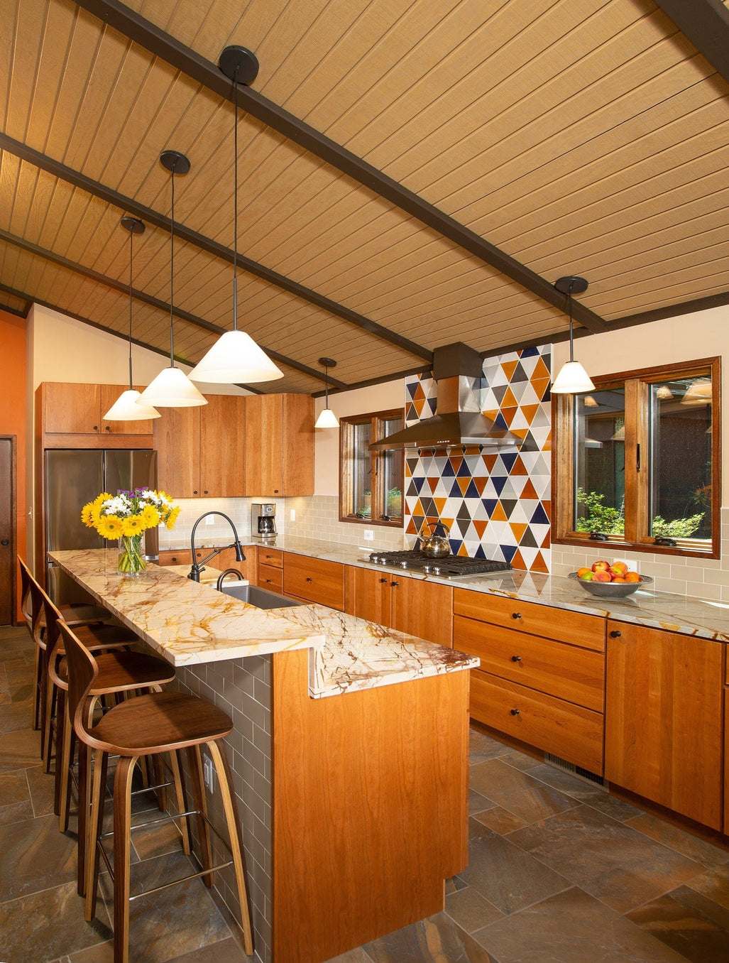 color blend triangle tile