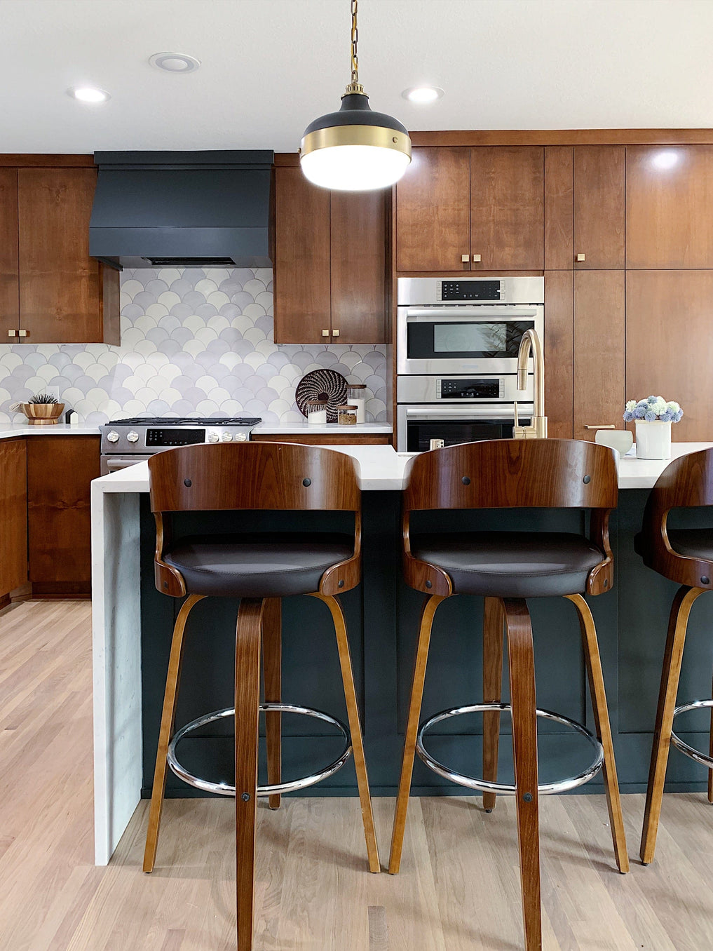 Large Moroccan Fish Scales - Winter Blend