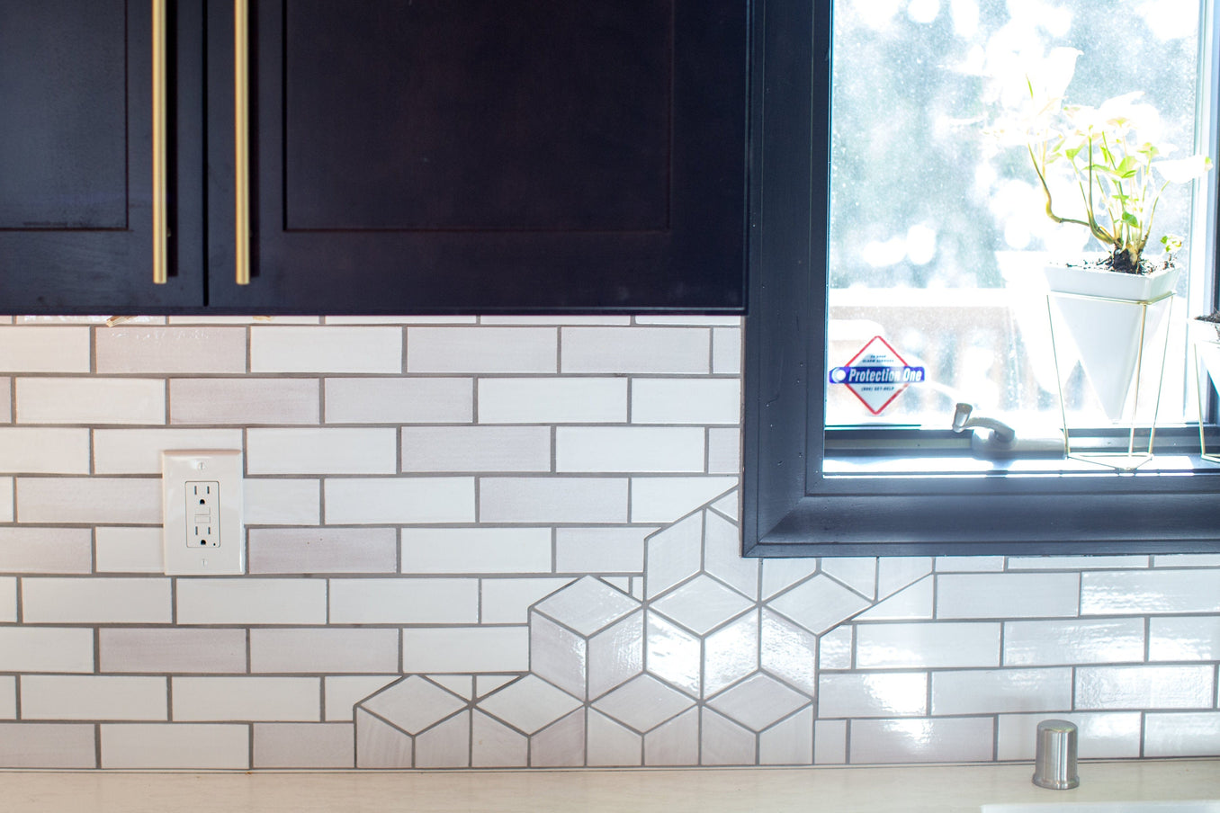 white diamond tile backsplash patterns, white diamond tile kitchen backsplash