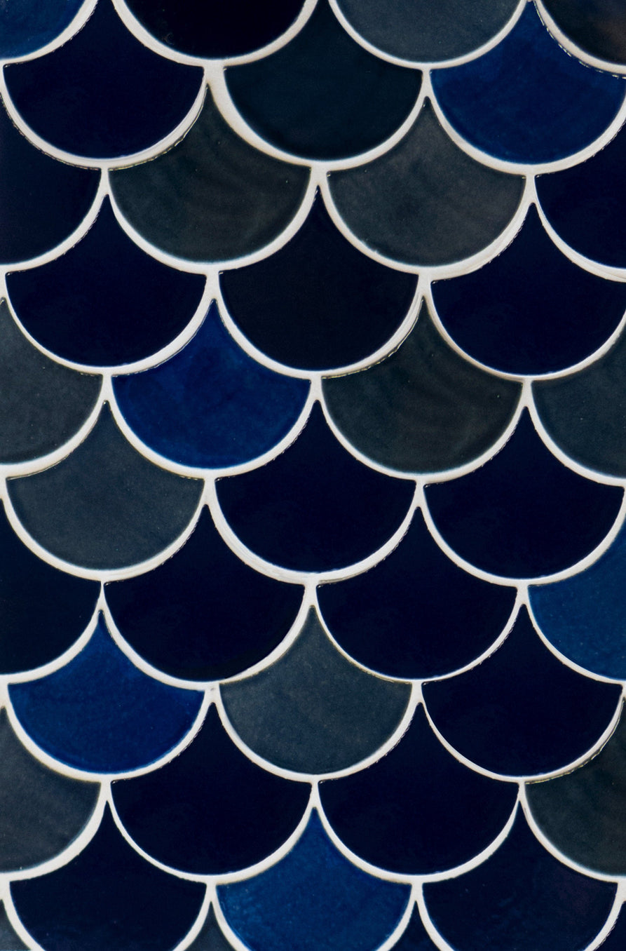 Large Moroccan Fish Scales shades of blue, mixed blues fish scale tile, mixed blues mermaid tile, mixed blues moroccan fish scale tile