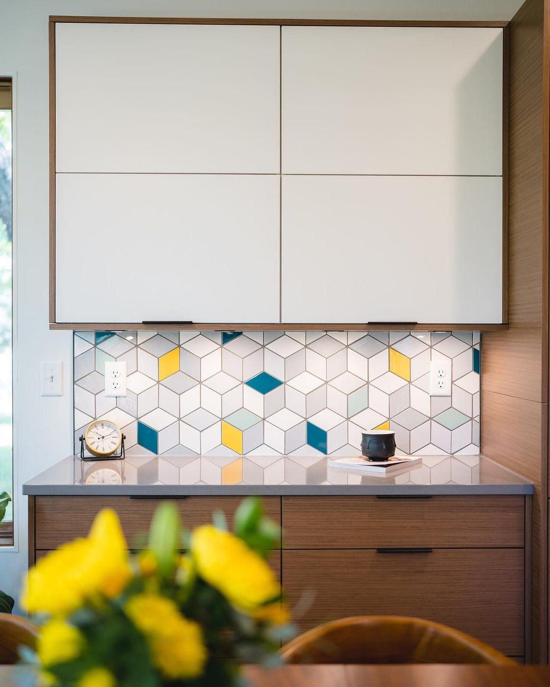 mid century modern tile, mid century modern diamond tile kitchen, mid century modern diamond tile kitchen backsplash, diamond tile kitchen backsplash